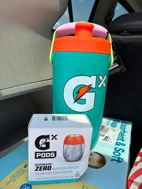 Gx Teal Orange Shaker Bottle with Handle  & Pod Set